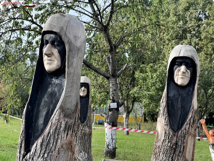 Destinația turistică din România perfectă pentru luna octombrie. Ce poți vizita la Castelul Vrăjitoarelor din Gorj