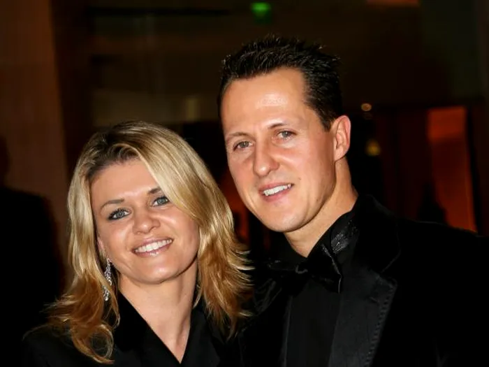 Michael Schumacher ar putea să aibă o a doua apariție publică după nunta fiicei sale. Noi detalii despre cum comunică fostul pilot cu familia sa