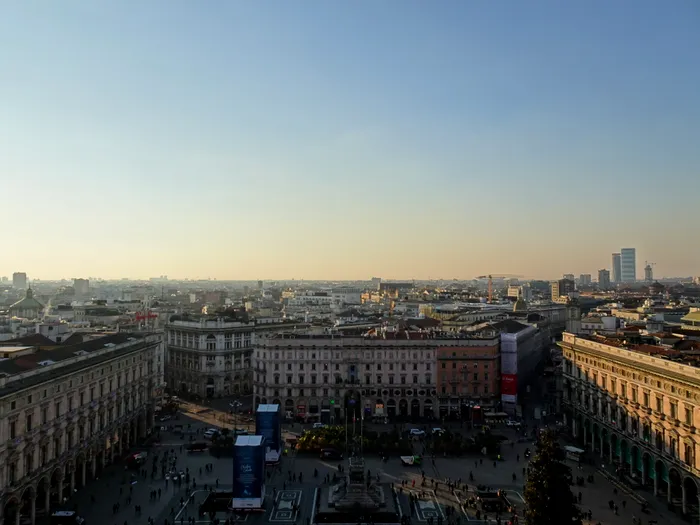 Milano de deasupra