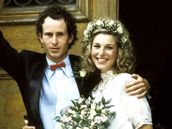 John McEnroe și actrița Tatum ONeal în ziua nunții lor. Foto Ron Galella, Wireimage