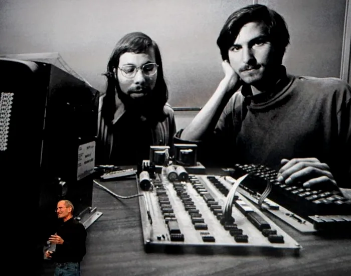 steve jobs si Steve Wozniak
