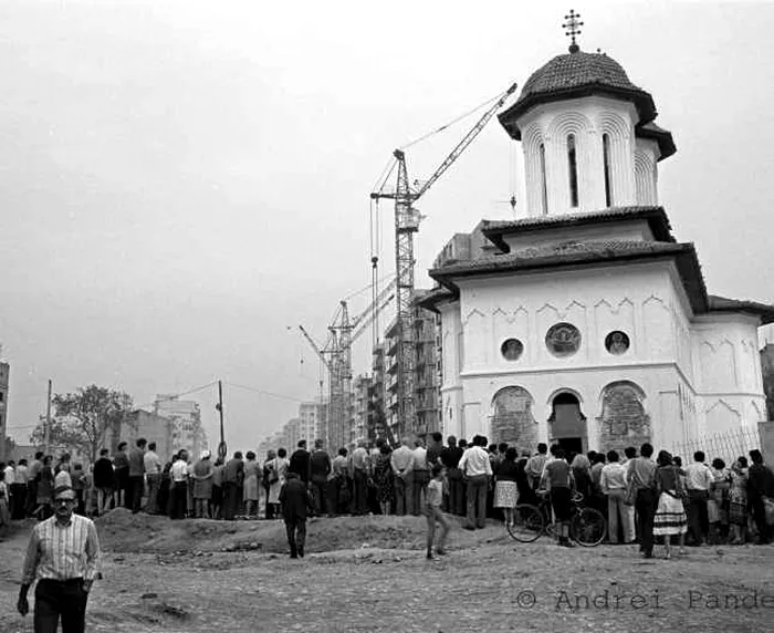 Fotografiile interzise de Ceaușescu cu România din timpul Epocii de Aur
