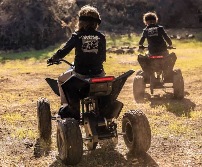 Tesla-Cyberquad-for-Kids-1