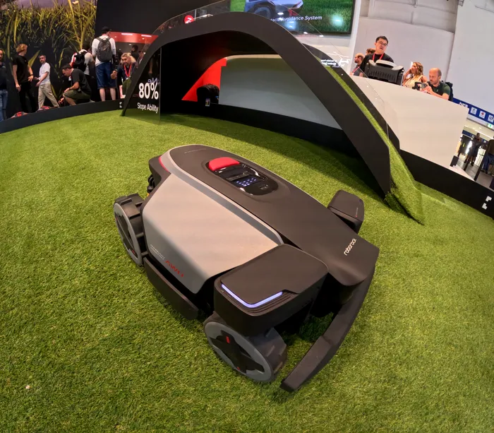 lansari roborock ifa berlin playtech iulia kelt