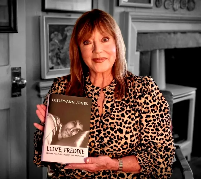 Lesley-Ann Jones, autoarea cărții "Love, Freddie"