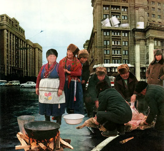 colaj cu fotografii din epoca urss