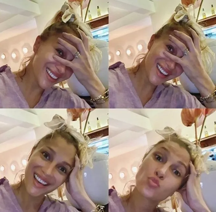 Lora a mers direct la cabinetul de cosmetică cînd a ajuns în țară