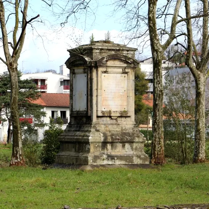 Insula Fazanilor monument