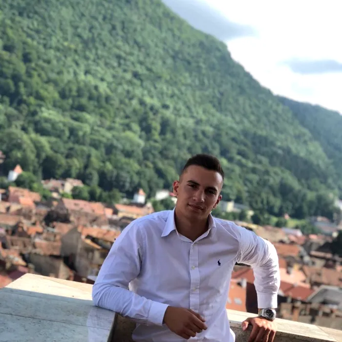 Remus, tânărul fost polițist care s-a apucat de vândut droguri. Foto: Facebook