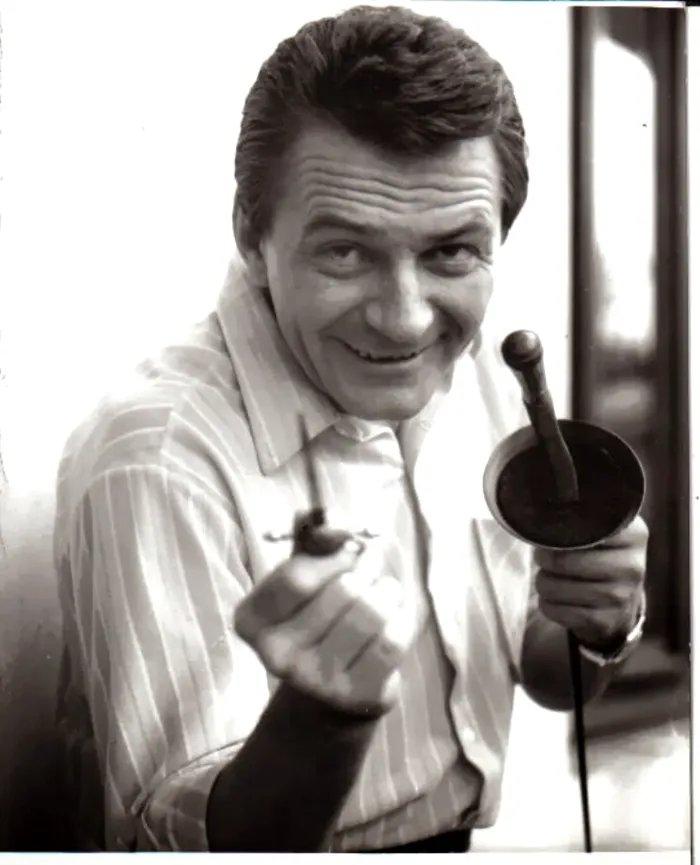 Ștefan Tapalagă a fost campion național la scrimă. Foto arhivă Teatrul de Revistă Constantin Tănase