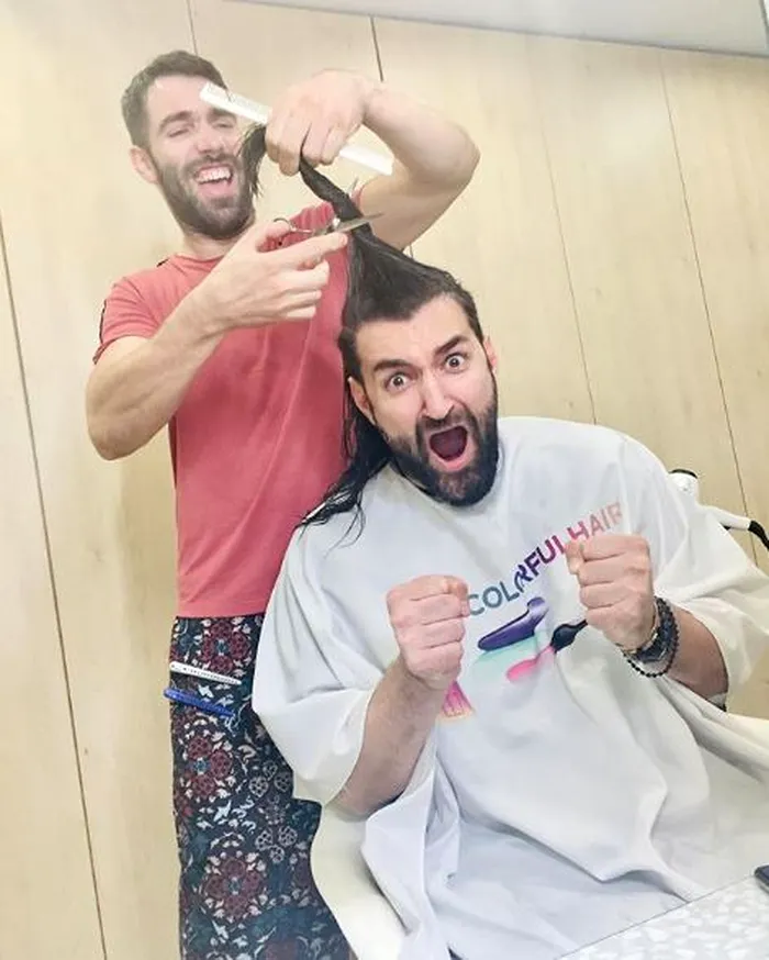 Smiley și-a șocat fanii! Cum s-a fotografiat artistul?