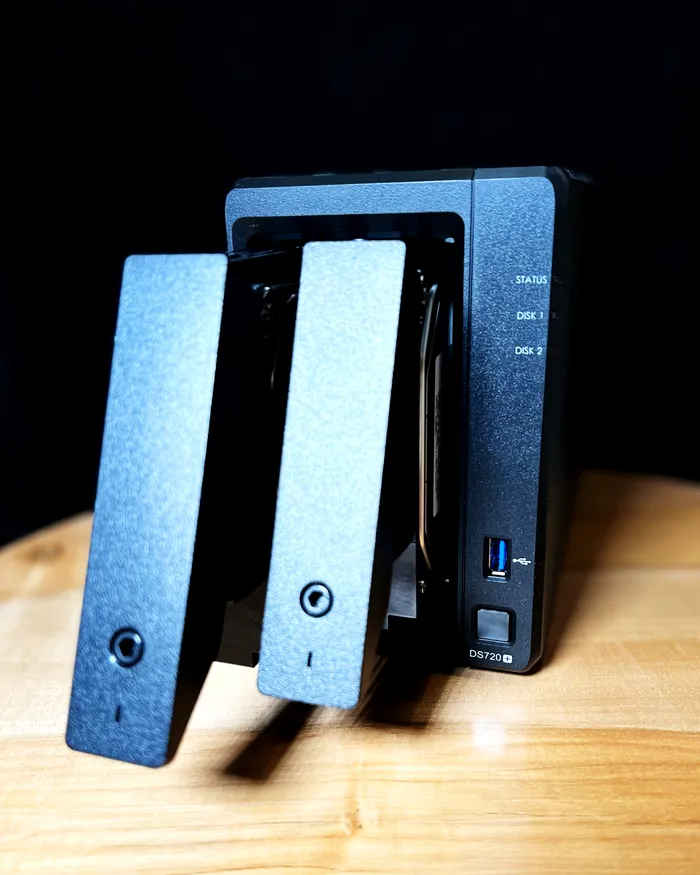 NAS Synology DS720+ stocare rețea