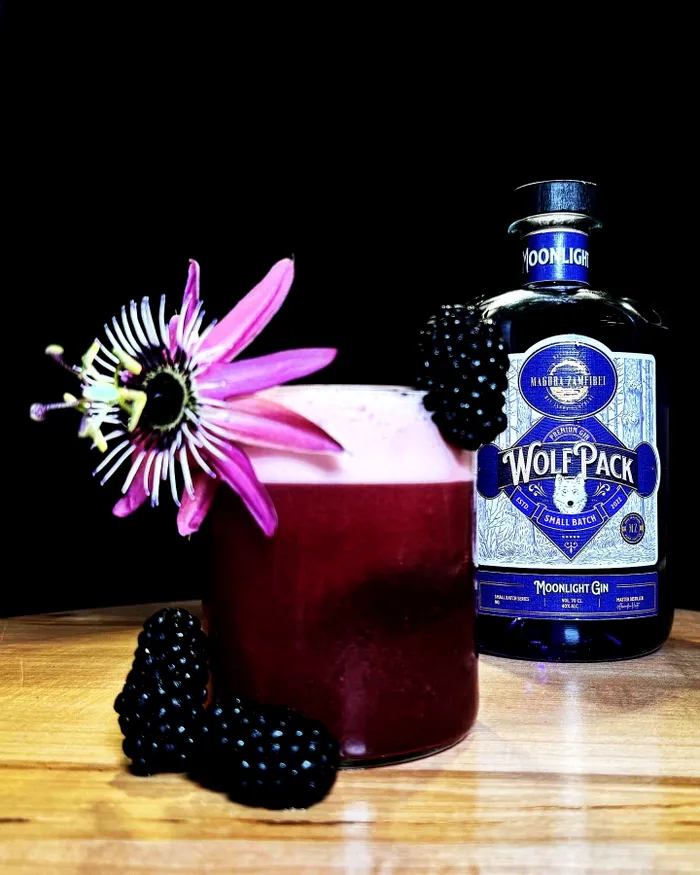 Blackberry Bitter Bow