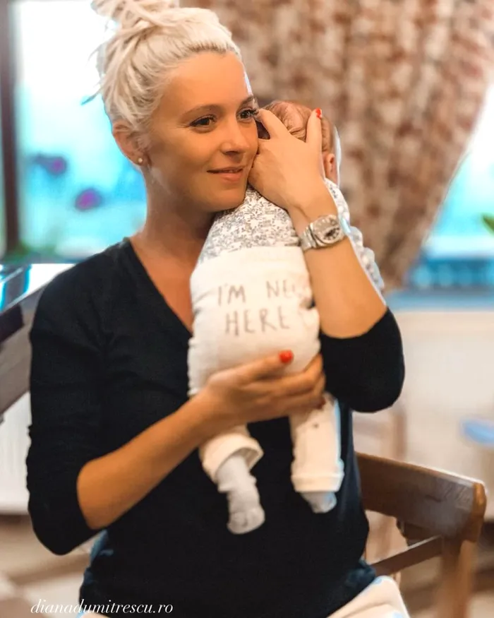 Diana Dumitresci a revoltat numeroase mămici. De ce nu-și mai alăptează copilul?