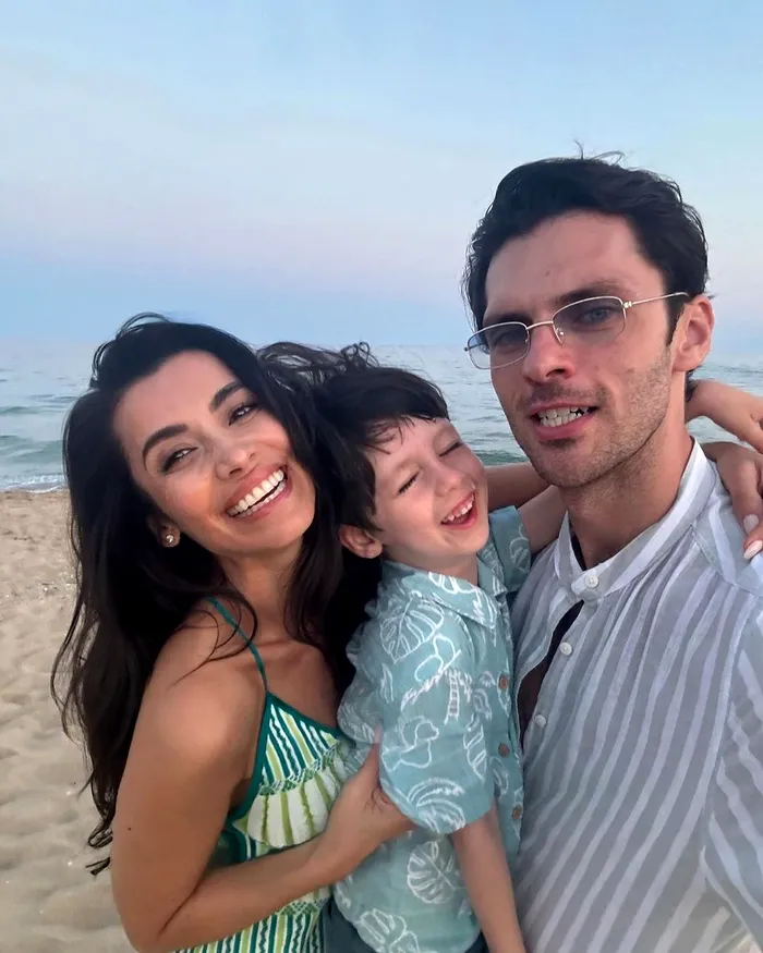 Lili Sandu, imagini de senzație în costum de baie la 45 de ani. Vedeta arată fabulos, i-a cucerit pe internauții