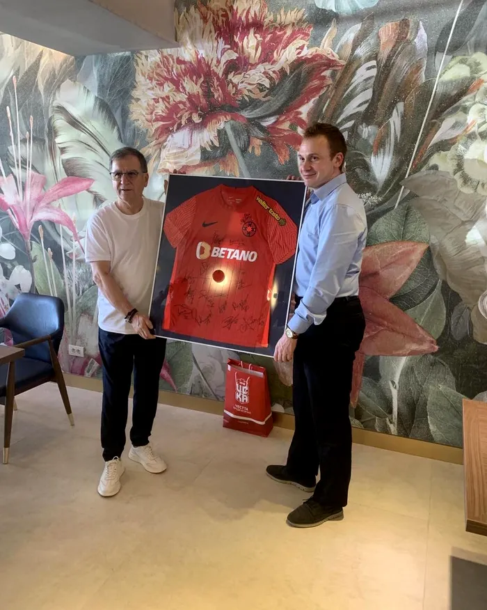 Surpriza pregătită de FCSB pentru bulgarii de la CSKA 1948 la dineul oficial. Ce cadou le-a făcut