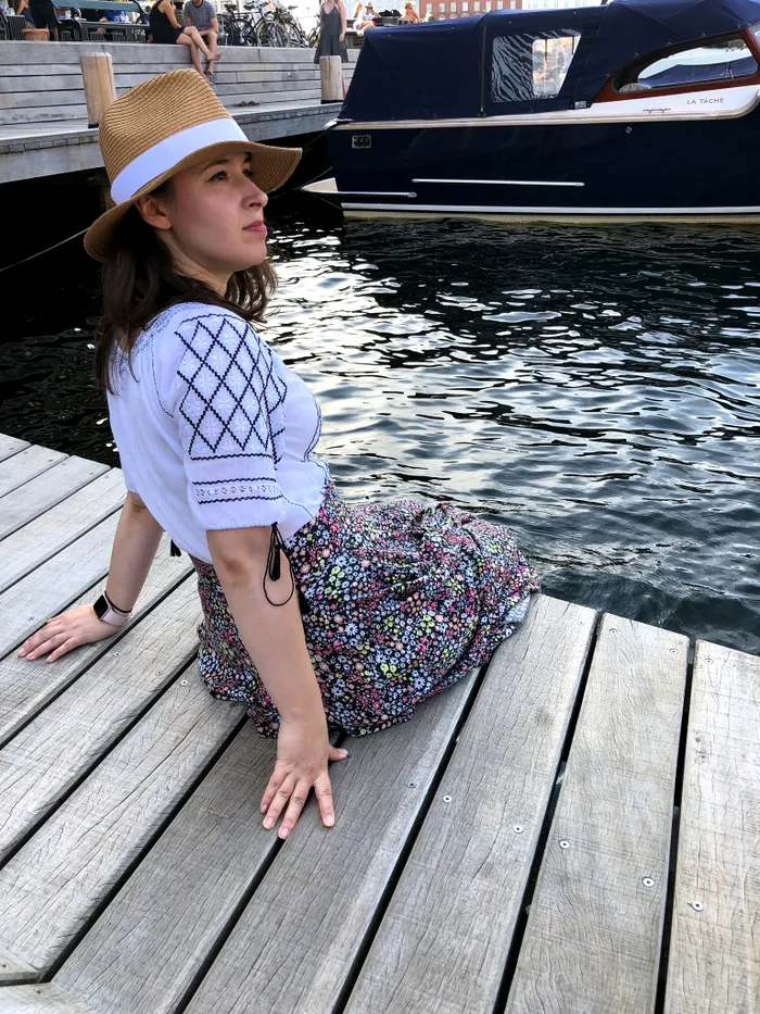 iPhone X - cu picioarele în apă