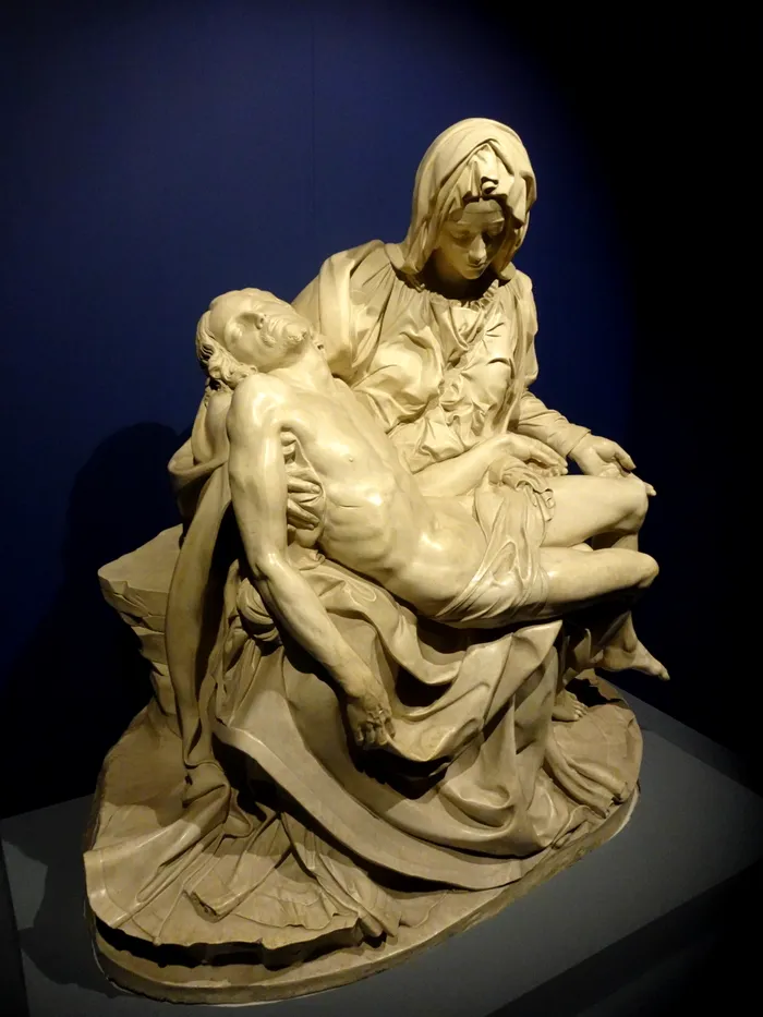 Michelangelo - Pieta