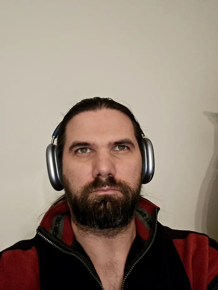 Samsung Galaxy S24 Ultra - selfie 