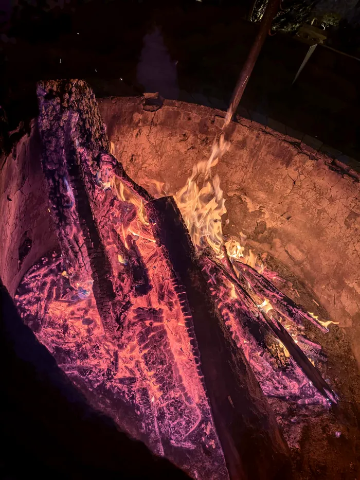 foc de tabara honor foto iulia kelt