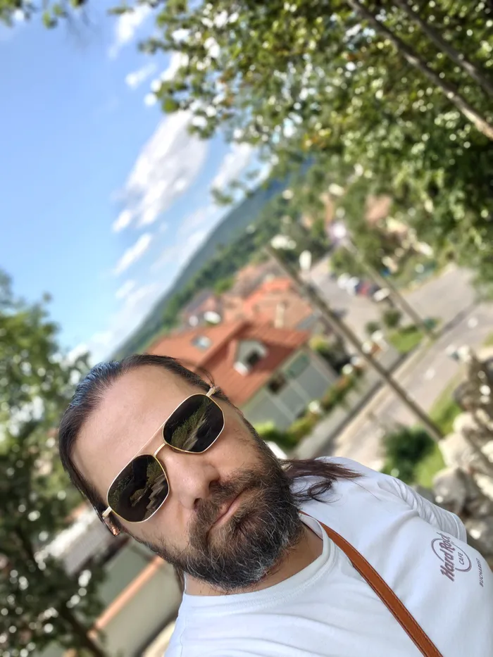 Selfie la coborâre din cetatea Sighișoara cu Motorola Signature / foto: Playtech