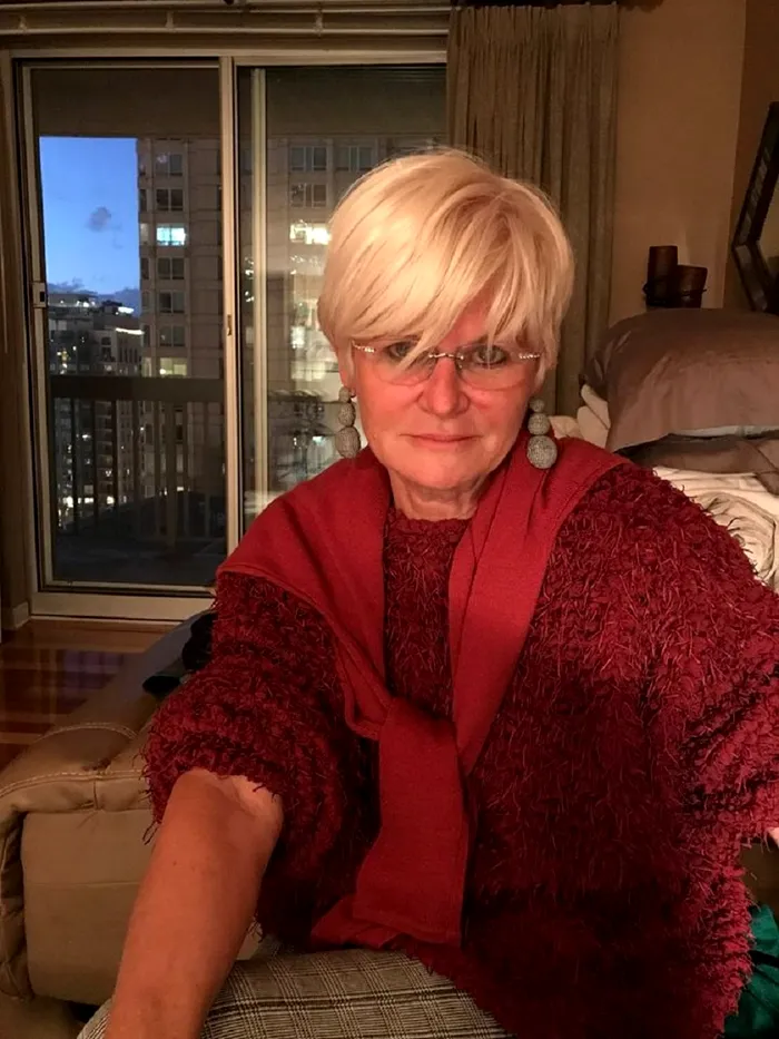 Ce operație estetică își face Monica Tatoiu în fiecare an. ”E foarte dureros, dar după două ore sunt la TV!”