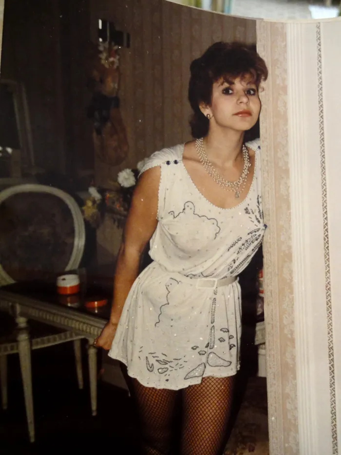 De ce a fugit de acasă Elena Cârstea la doar 16 ani. Artista a mărturisit tot „Tata nu a fost de acord!”