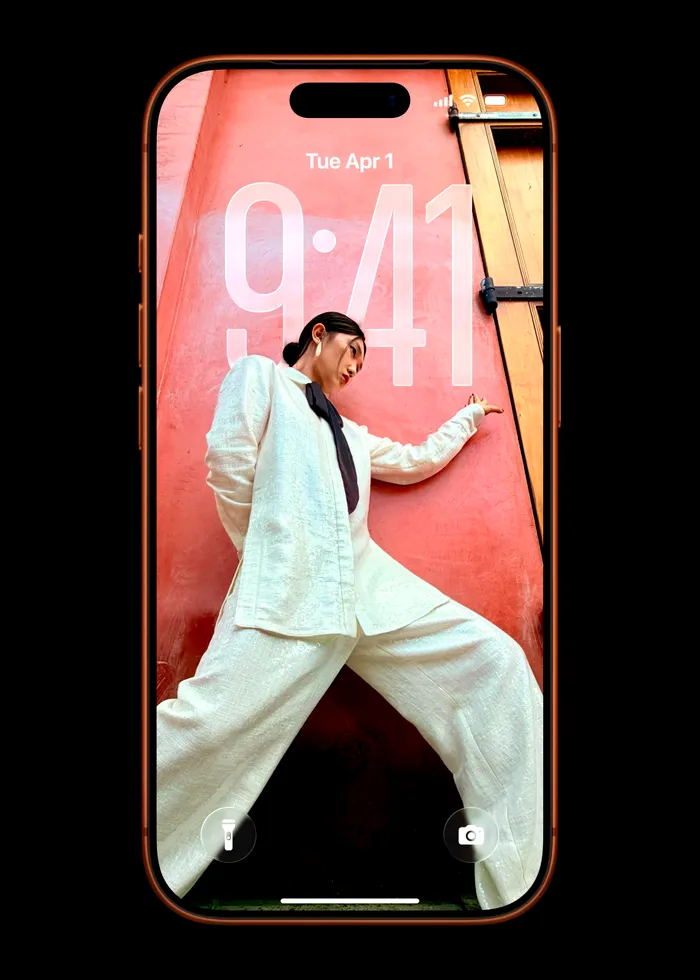 Apple iPhone 17 Pro vine preinstalat cu iOS 26