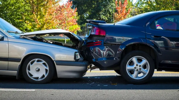 Cele mai multe accidente rutiere nu au loc pe timp de noapte sau în condiții extreme. Situațiile în care apar coliziuni majore, conform unei statistici