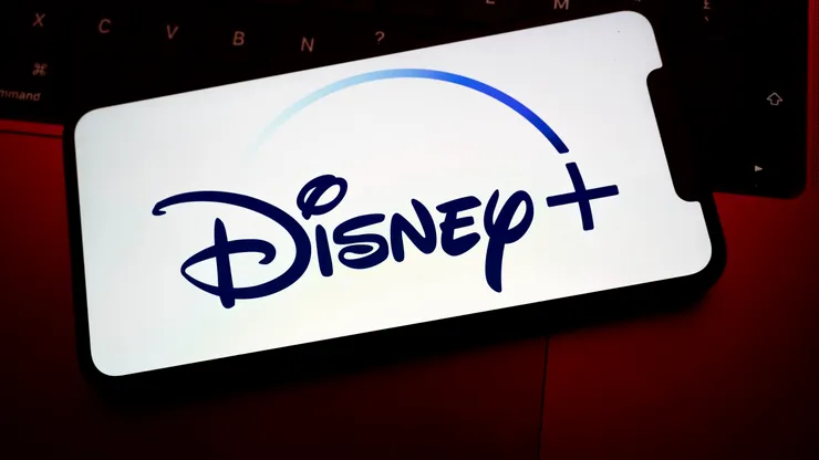 Disney+ pe televizor, fără nervi și cabluri inutile. Cum instalezi aplicația și începi să vezi filmele direct pe ecranul mare