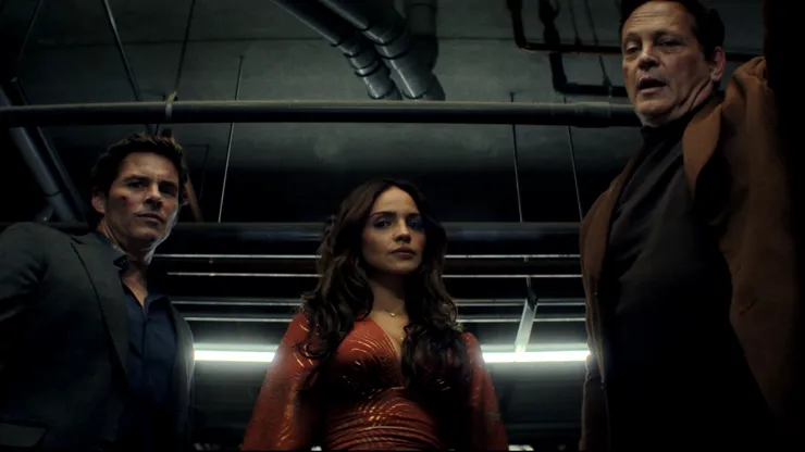 Filmul „Mike & Nick & Nick & Alice” aduce haos, gangsteri și călătorii în timp într-una dintre cele mai nebune comedii ale primăverii