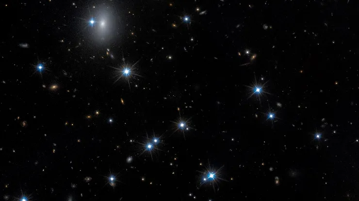Astronomii au găsit în adâncul Universului una dintre cele mai misterioase galaxii observate vreodată