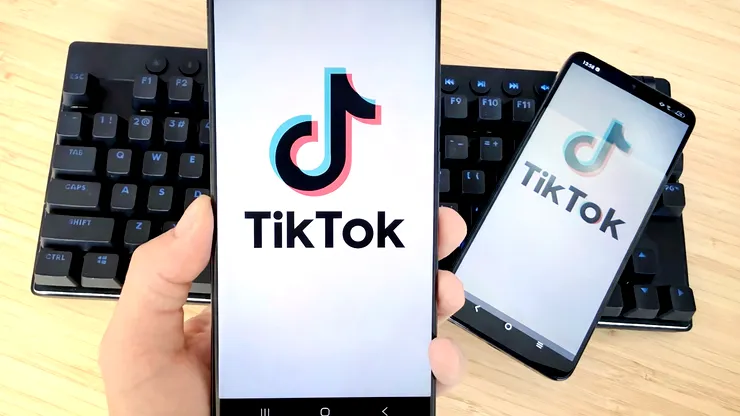 Povestea TikTok: detaliul din spate care a schimbat regulile pentru algoritmi și clipuri scurte