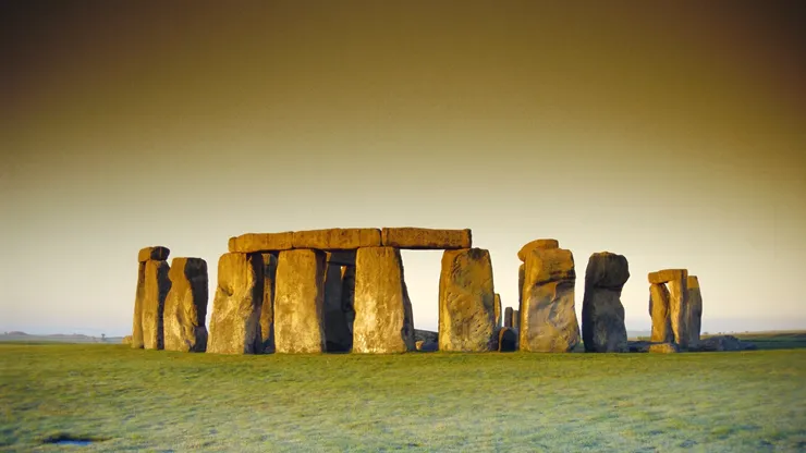 Misterul de la Stonehenge, mai aproape de rezolvare. Cum au mutat oamenii preistorici o piatră de șase tone pe aproape 700 de kilometri