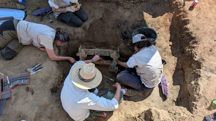 Comoara de bronz veche de 2.500 de ani care rescrie istoria Mediteranei. Descoperirea rară făcută de arheologi în Spania