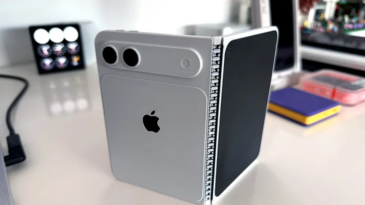 Primul iPhone pliabil ar putea veni fără cea mai clasică alegere Apple. Ce lipsește din zvonurile despre iPhone Ultra