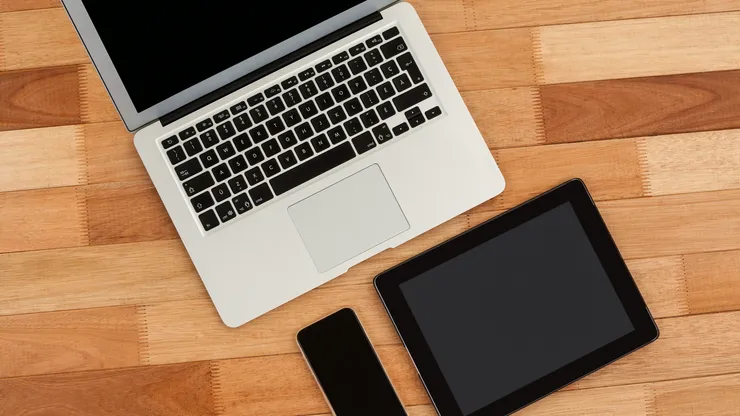 Cum transformi telefonul în cameră web pentru PC. Soluția simplă dacă vrei o imagine mult mai bună la apelurile video