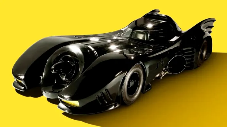 Batmobilul lui Michael Keaton din „Batman Returns” ajunge la licitație. Ar putea costa până la 7 milioane de dolari