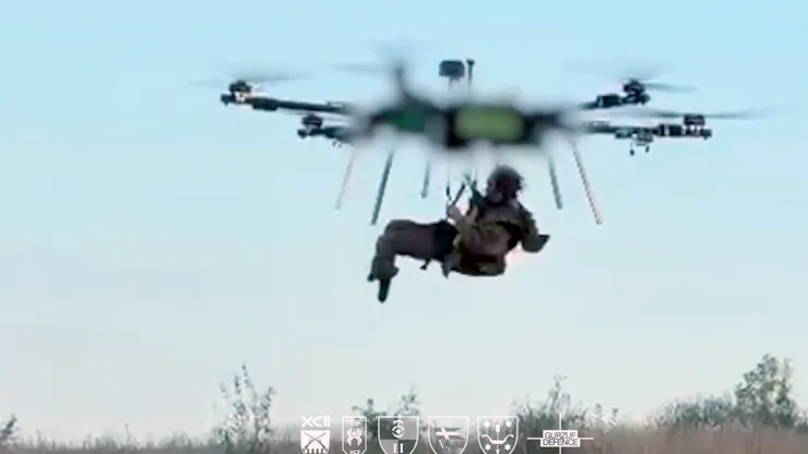 VIDEO | Dronele au ajuns să salveze răniți de pe frontul din Ucraina, iar un soldat a fost evacuat 15 kilometri prin aer