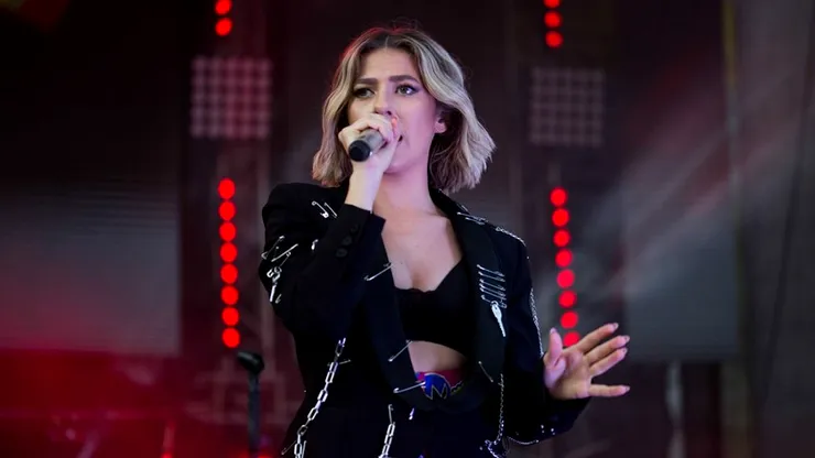 Lidia Buble, momente terifiante pe scenă. Cânta în momentul în care furtuna a oprit concertul Forza Zu: „O rupt tot”